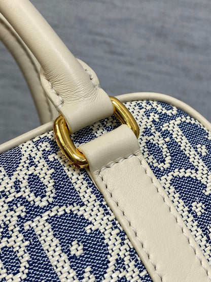 CD new single shoulder bag