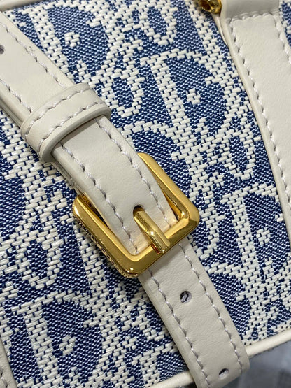 CD new single shoulder bag