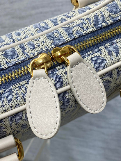 CD new single shoulder bag