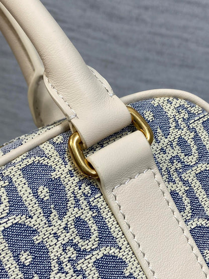 CD new single shoulder bag