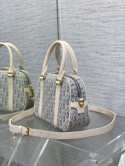 CD new single shoulder bag