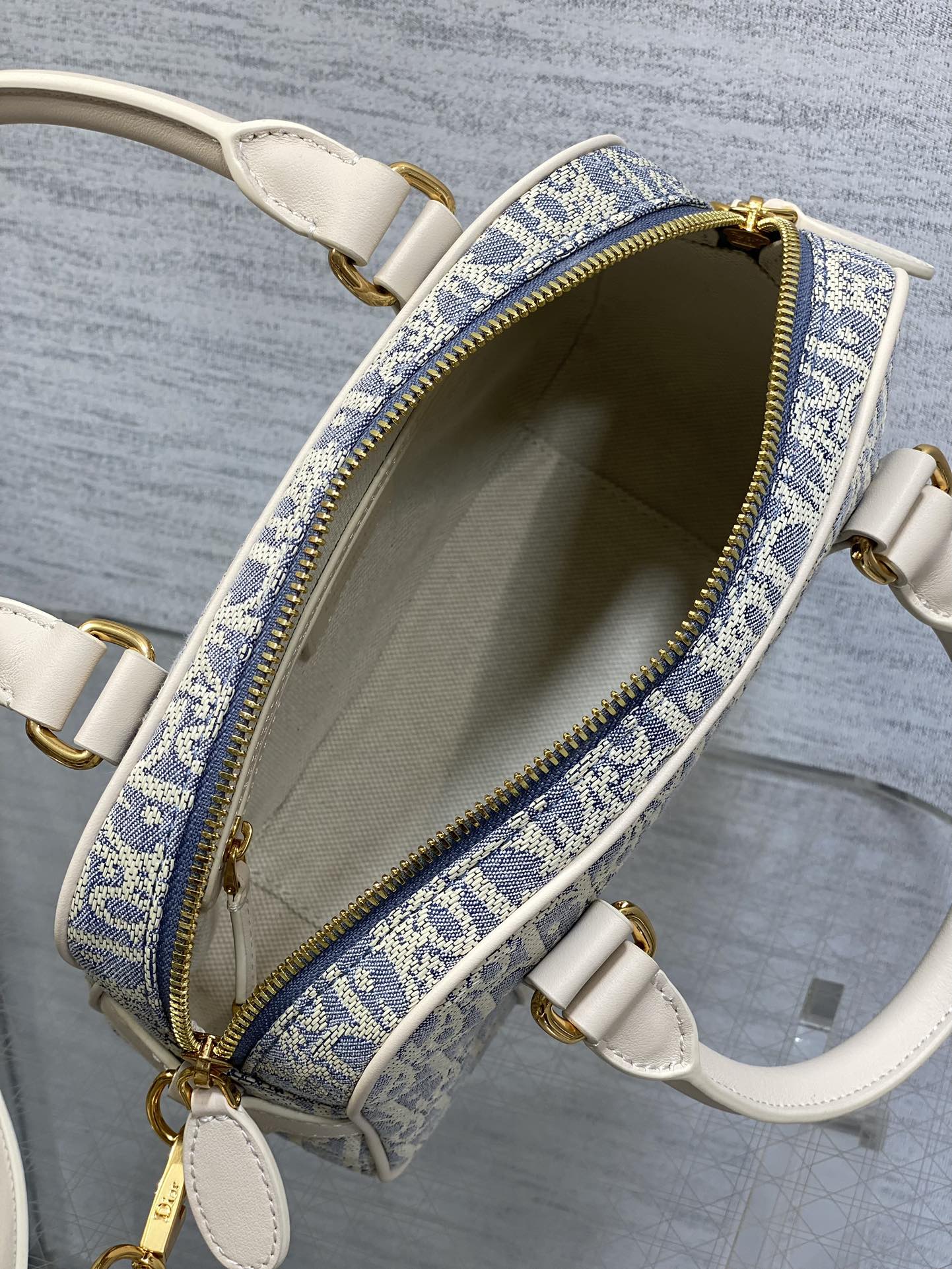 CD new single shoulder bag