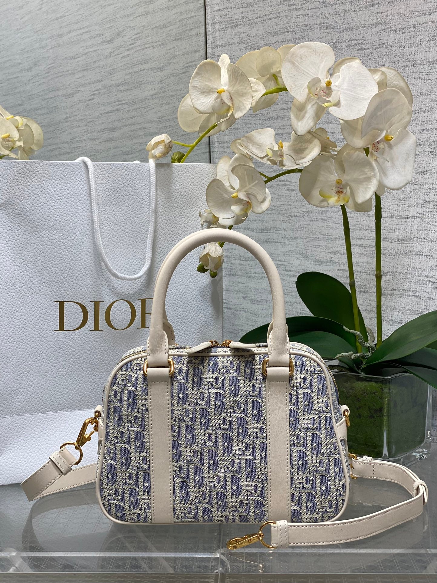 CD new single shoulder bag