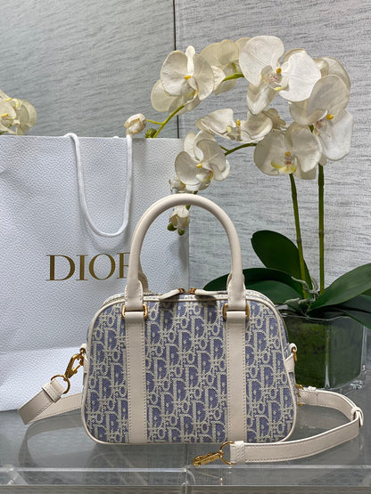 CD new single shoulder bag