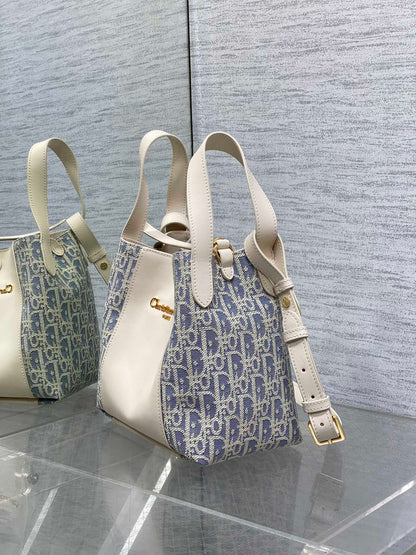 CD new single shoulder bag