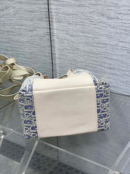 CD new single shoulder bag