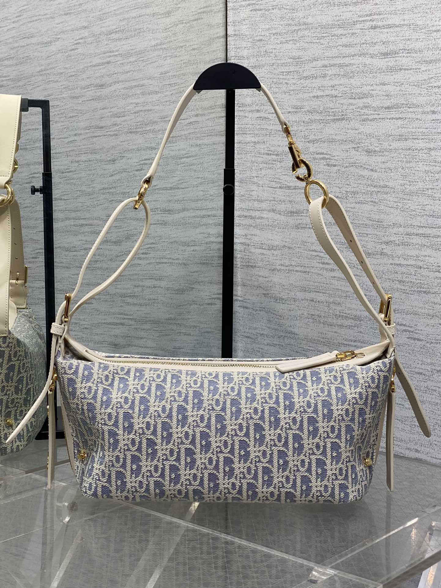 CD new single shoulder bag