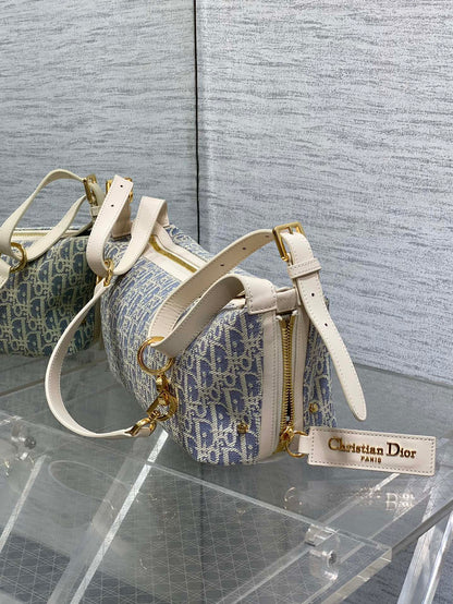 CD new single shoulder bag