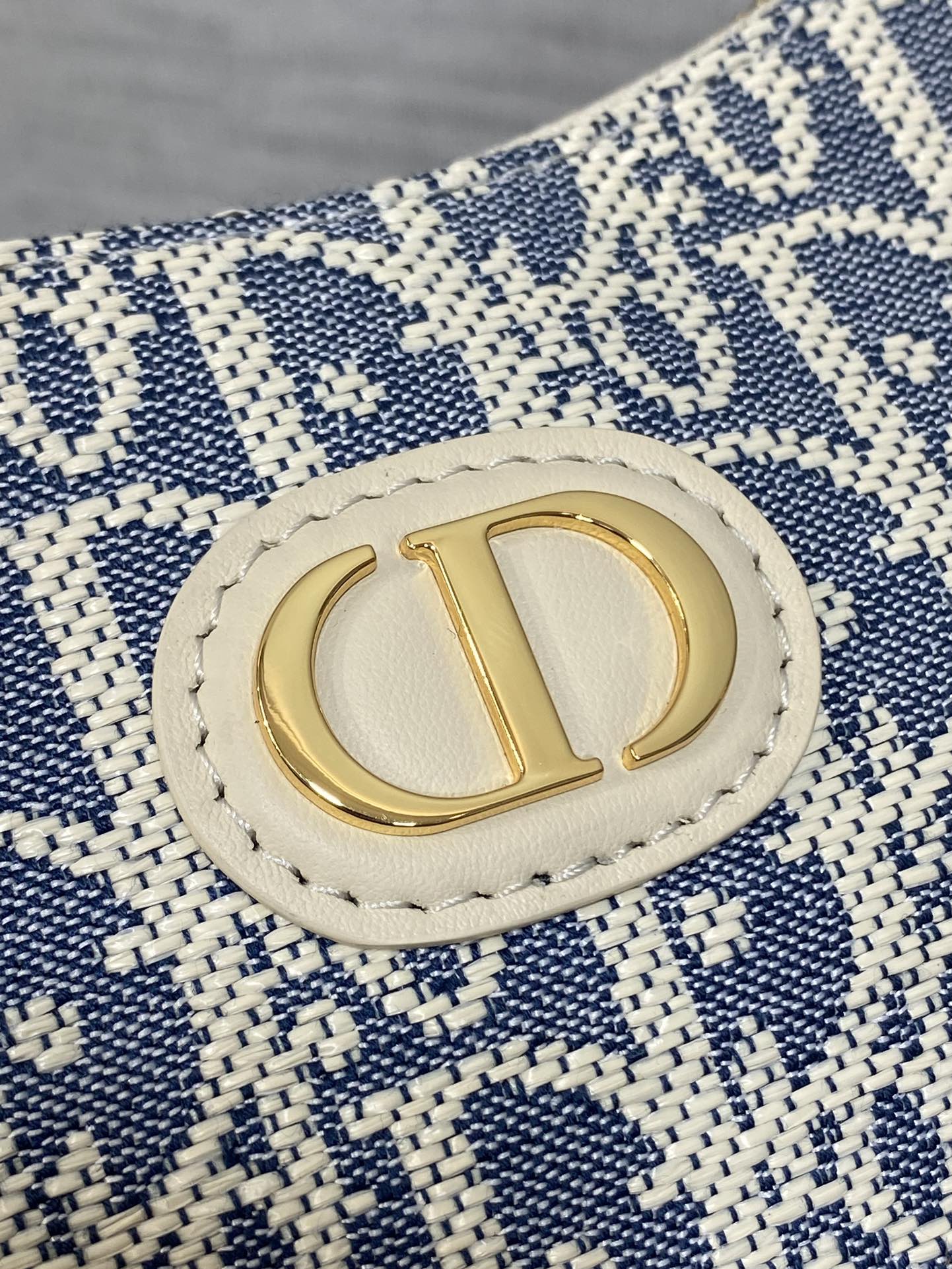 CD new single shoulder bag