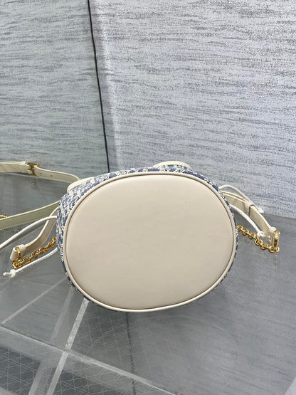 CD new single shoulder bag