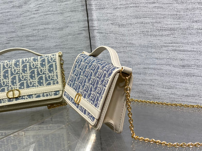 CD new single shoulder bag