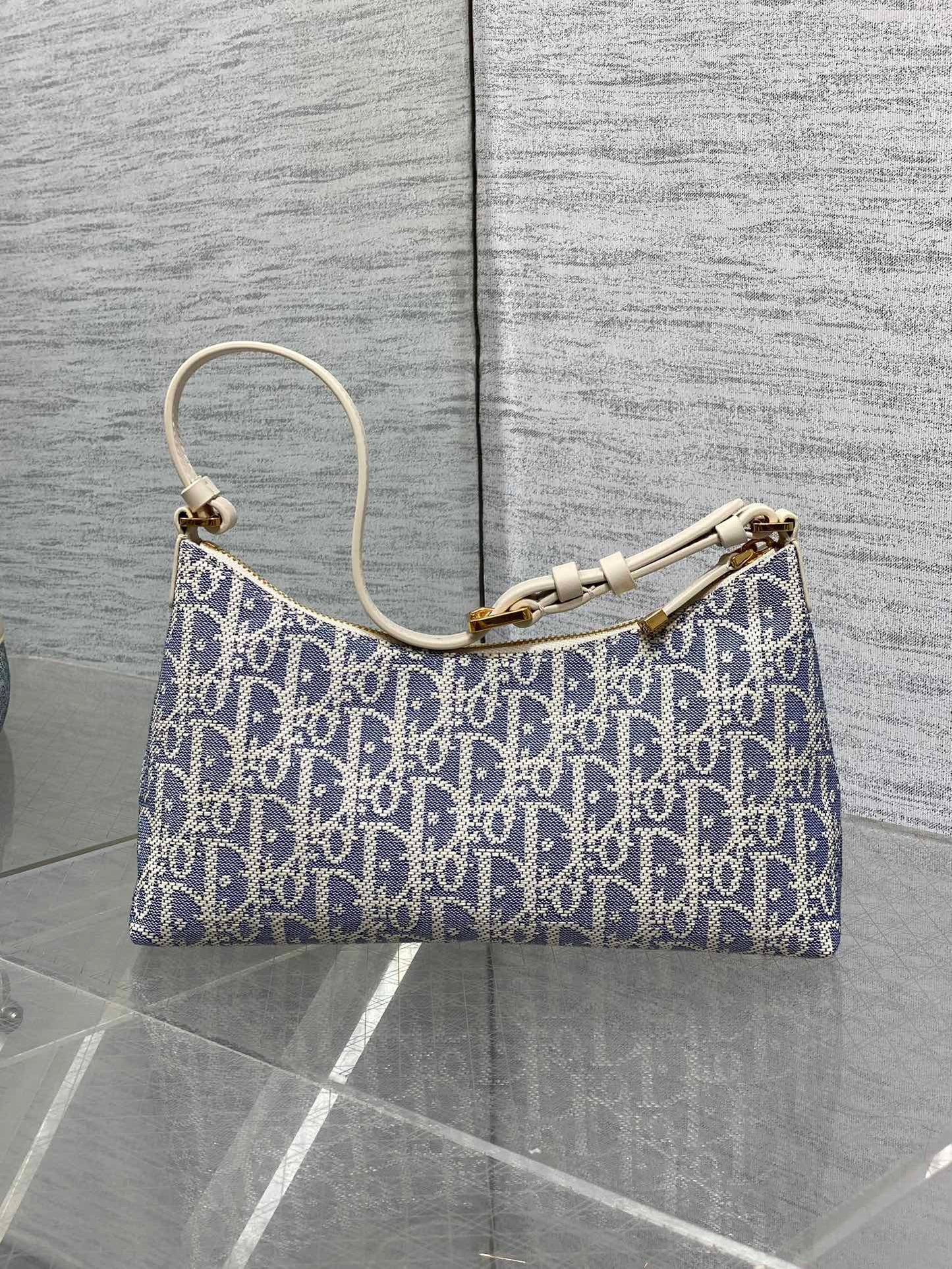 CD new single shoulder bag