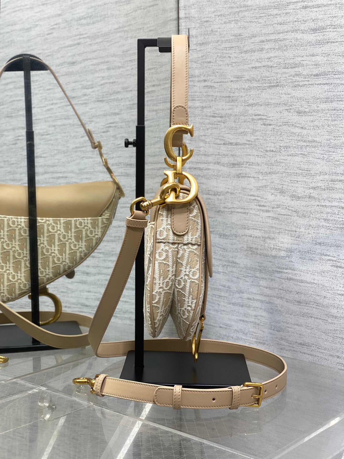 CD new single shoulder bag