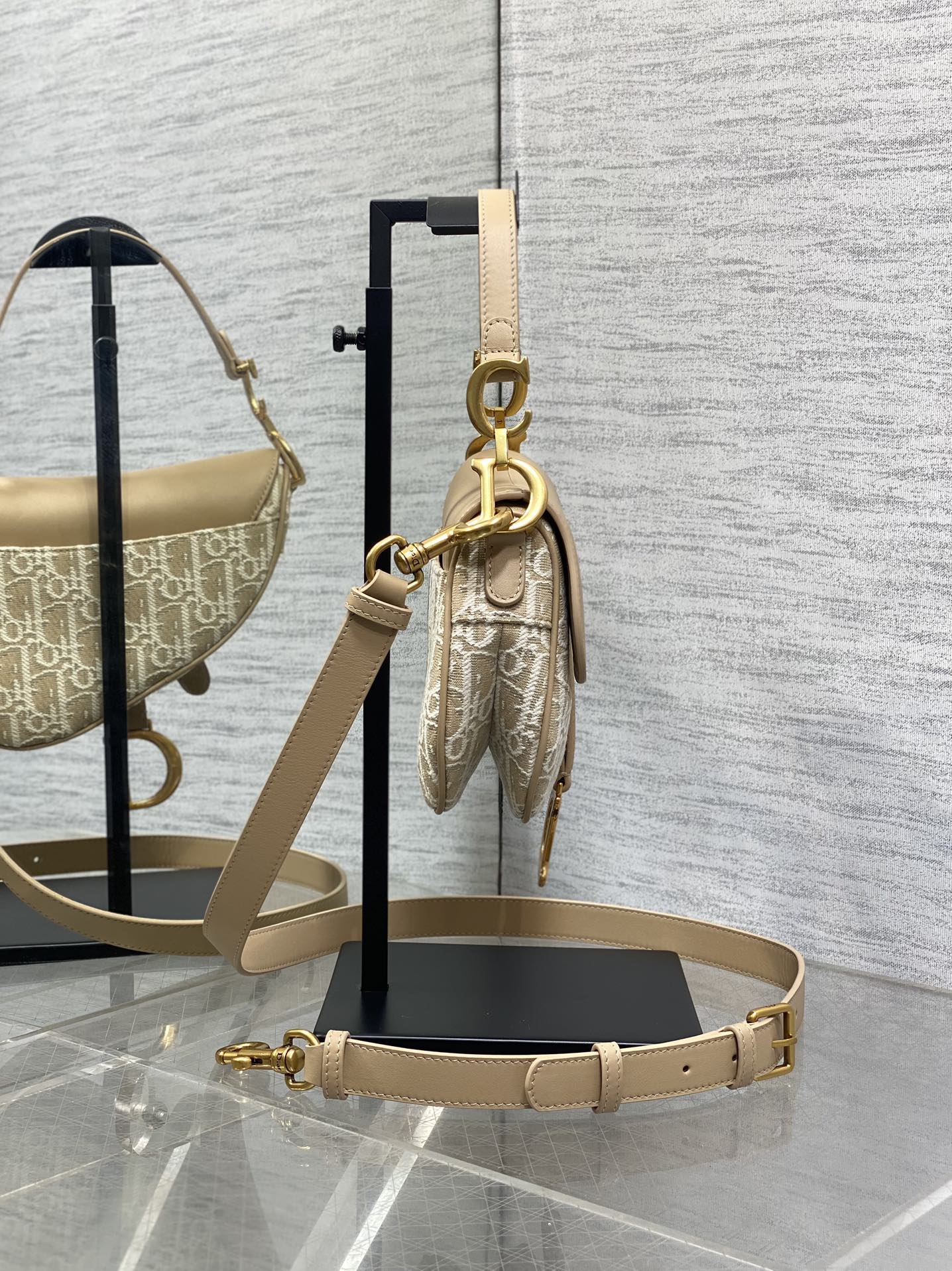 CD new single shoulder bag