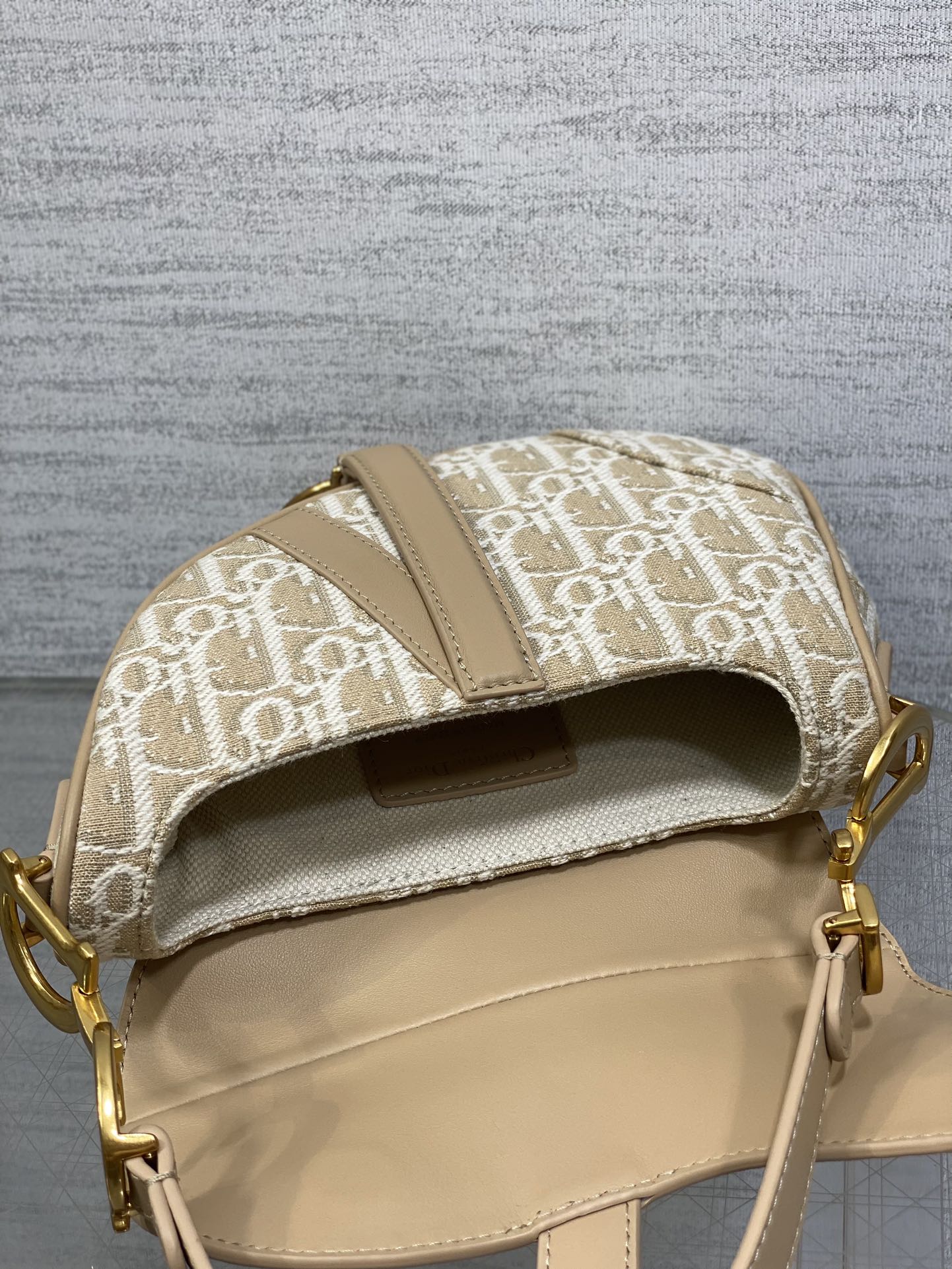 CD new single shoulder bag