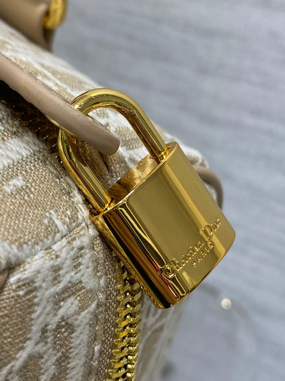 CD new single shoulder bag