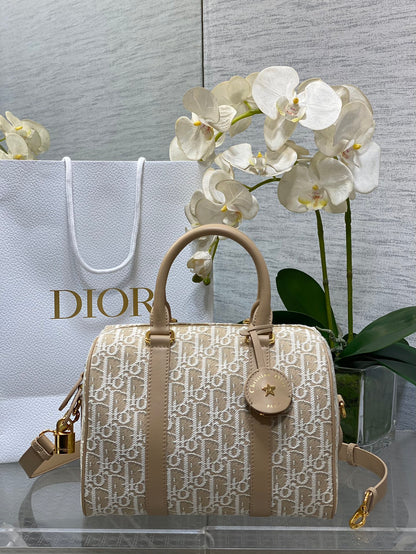 CD new single shoulder bag