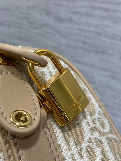 CD new single shoulder bag