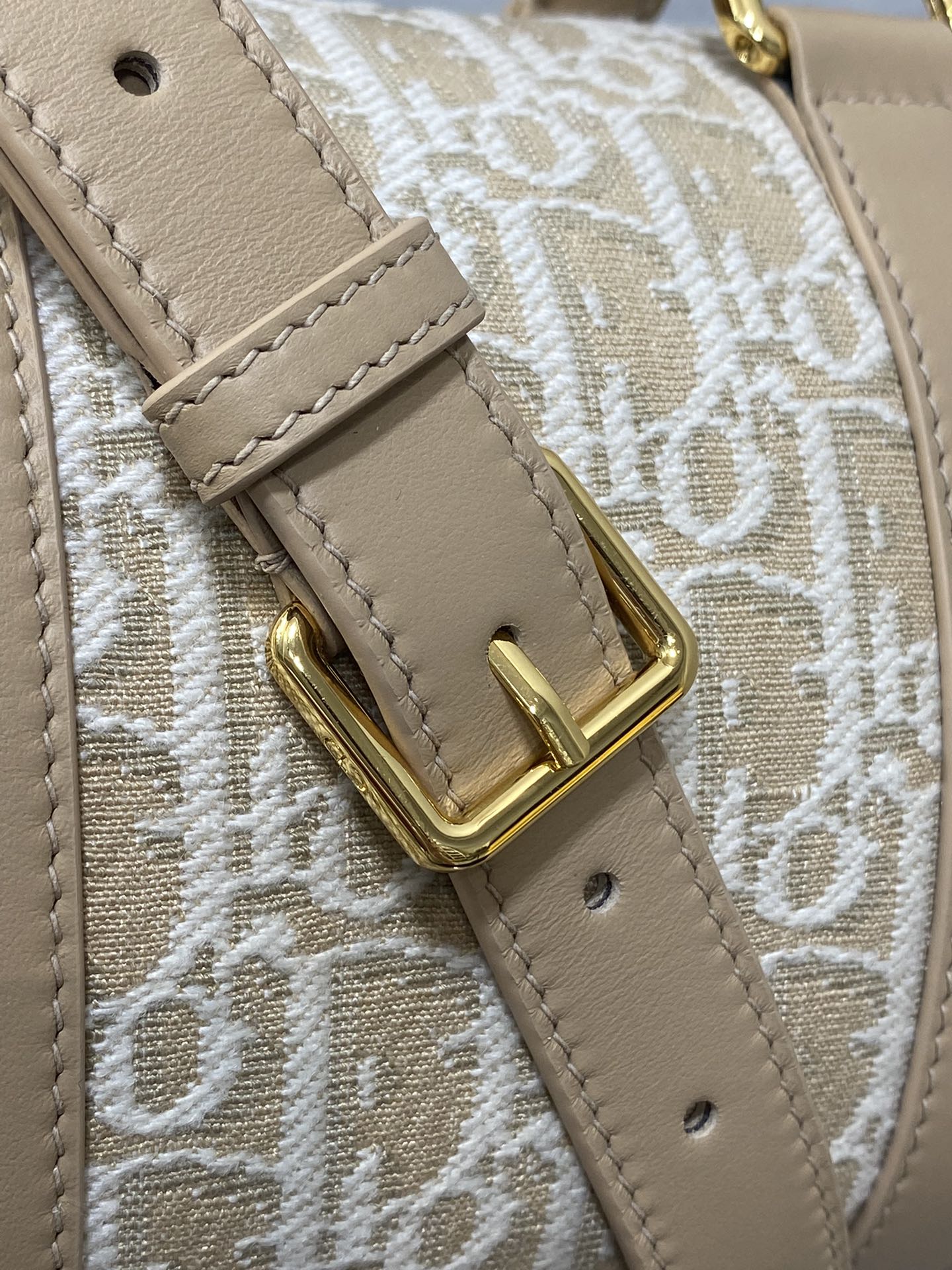 CD new single shoulder bag