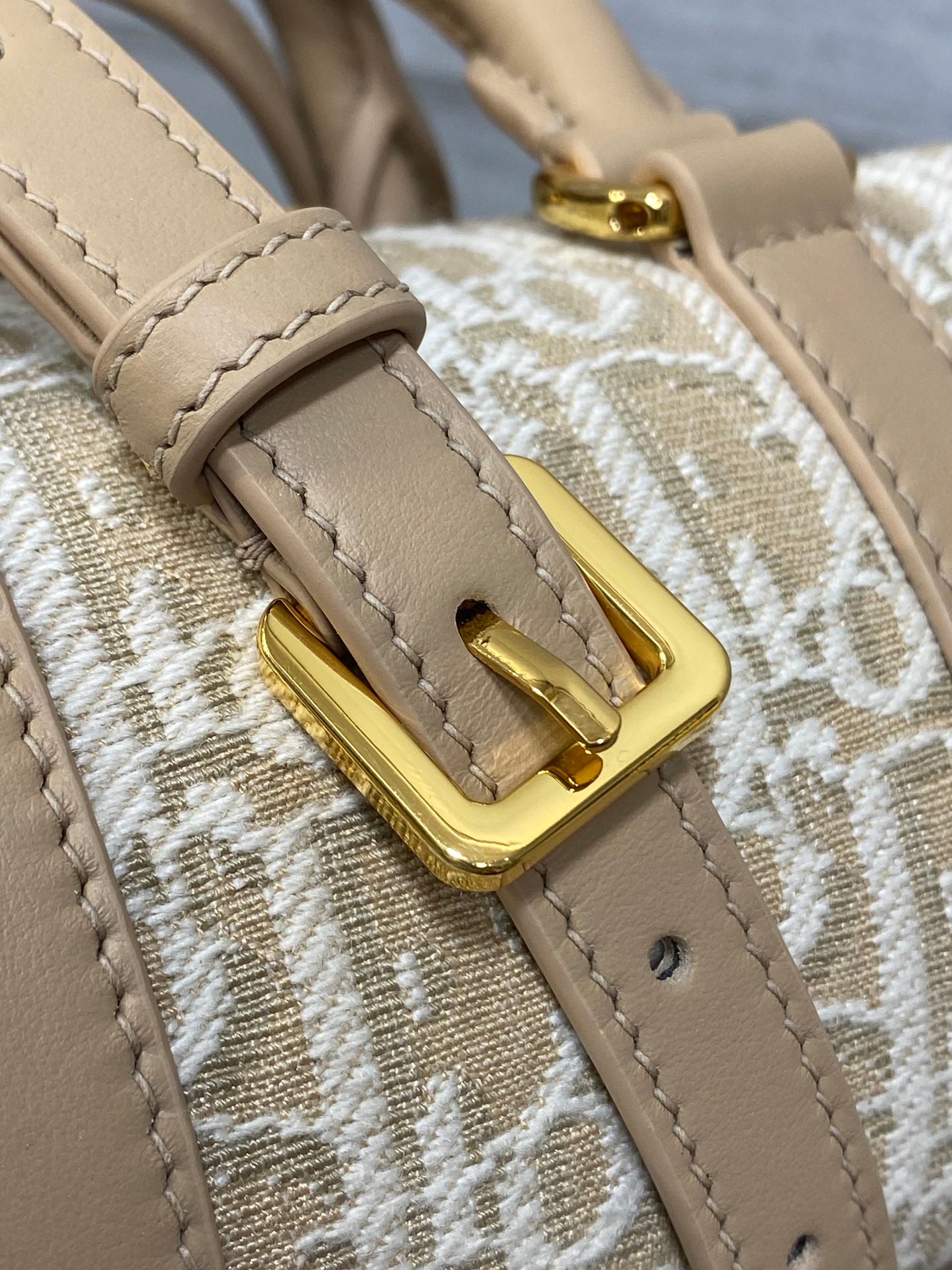 CD new single shoulder bag