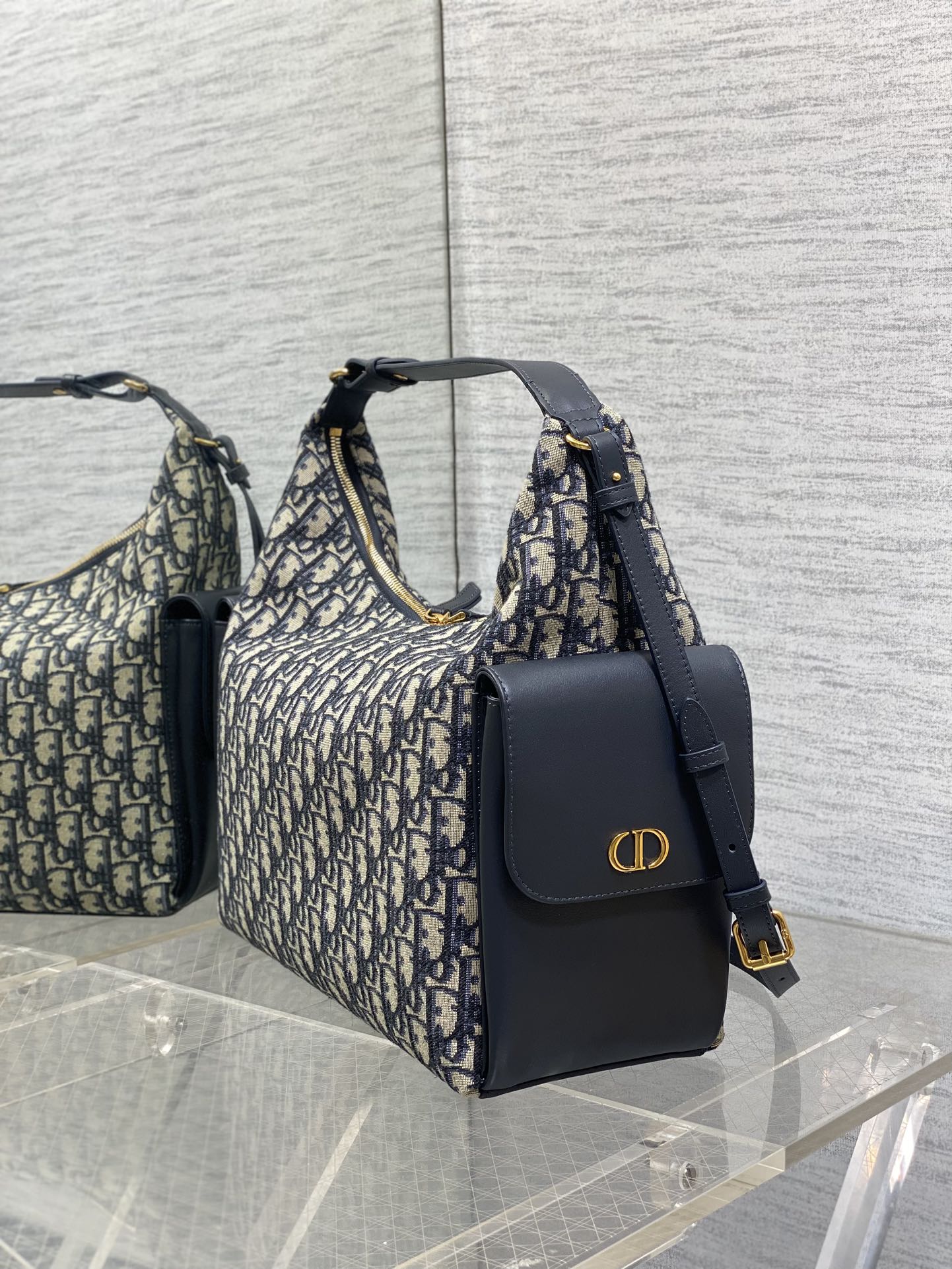 CD new single shoulder bag