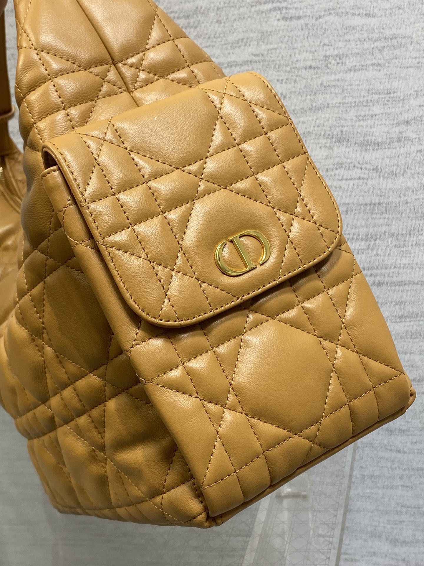 CD new single shoulder bag