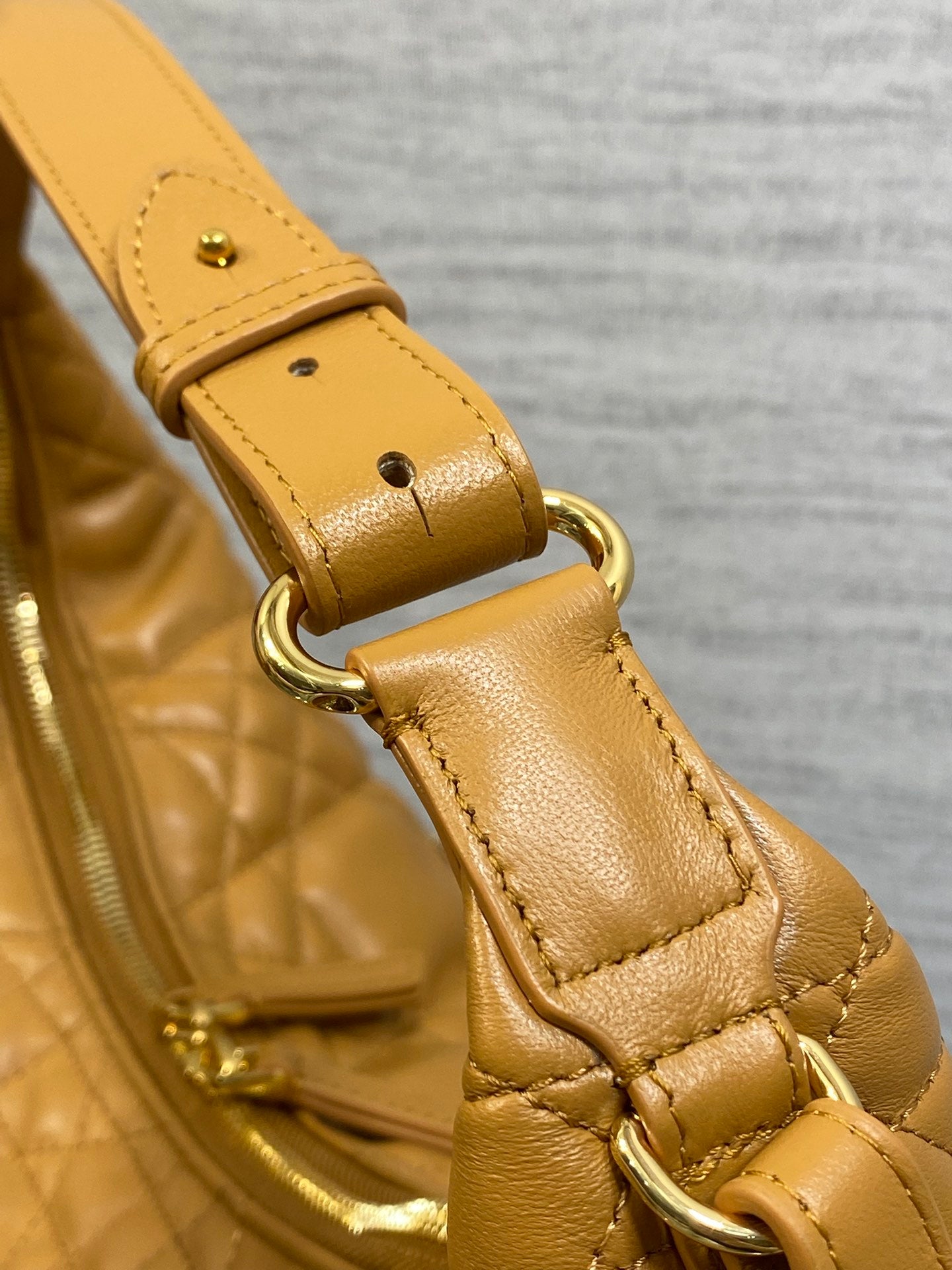 CD new single shoulder bag