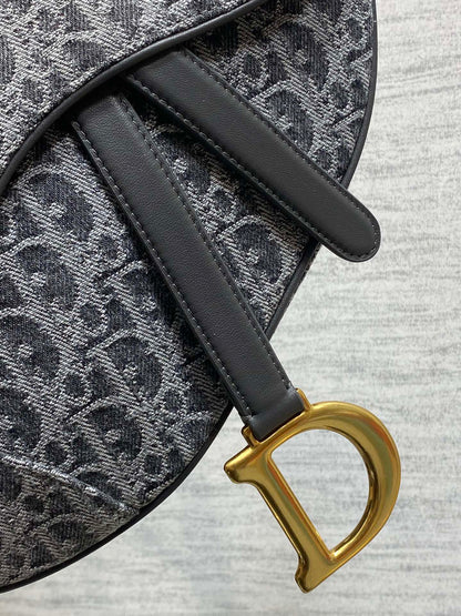 CD new single shoulder bag