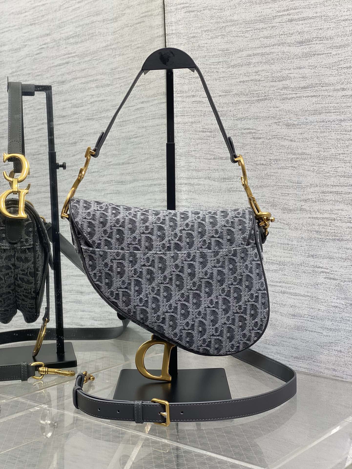 CD new single shoulder bag