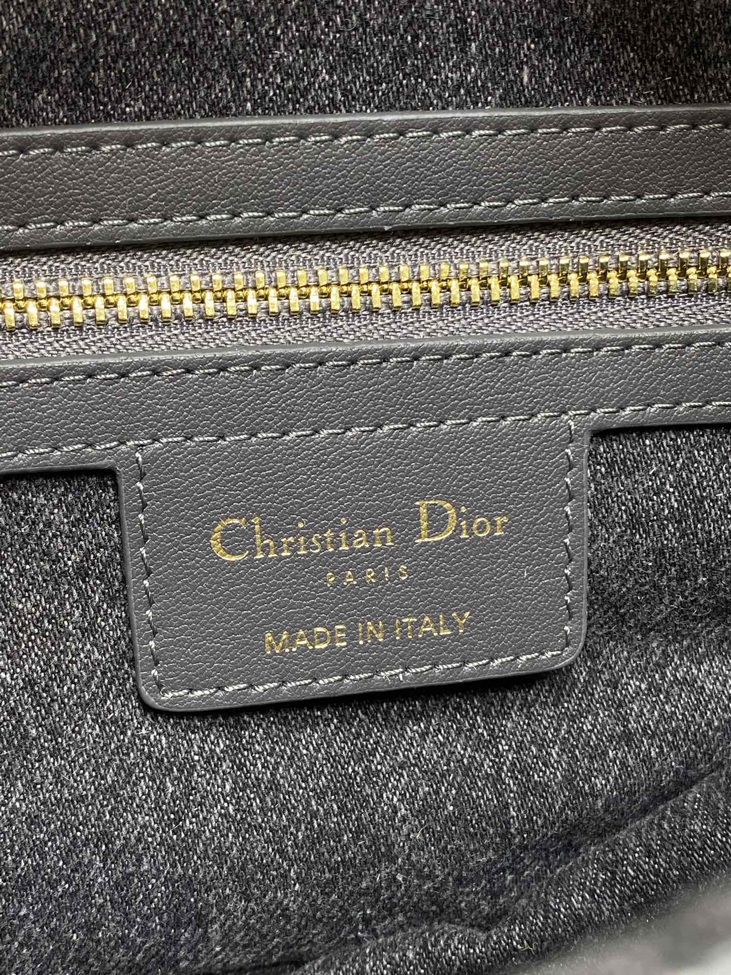 CD new single shoulder bag