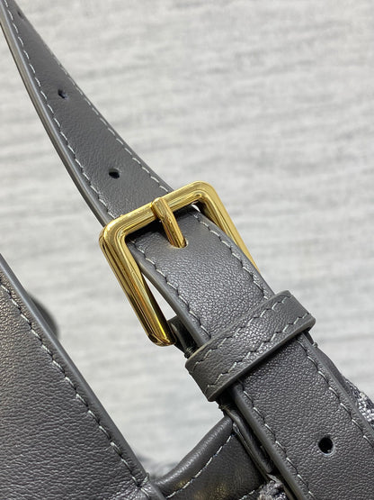 CD new single shoulder bag