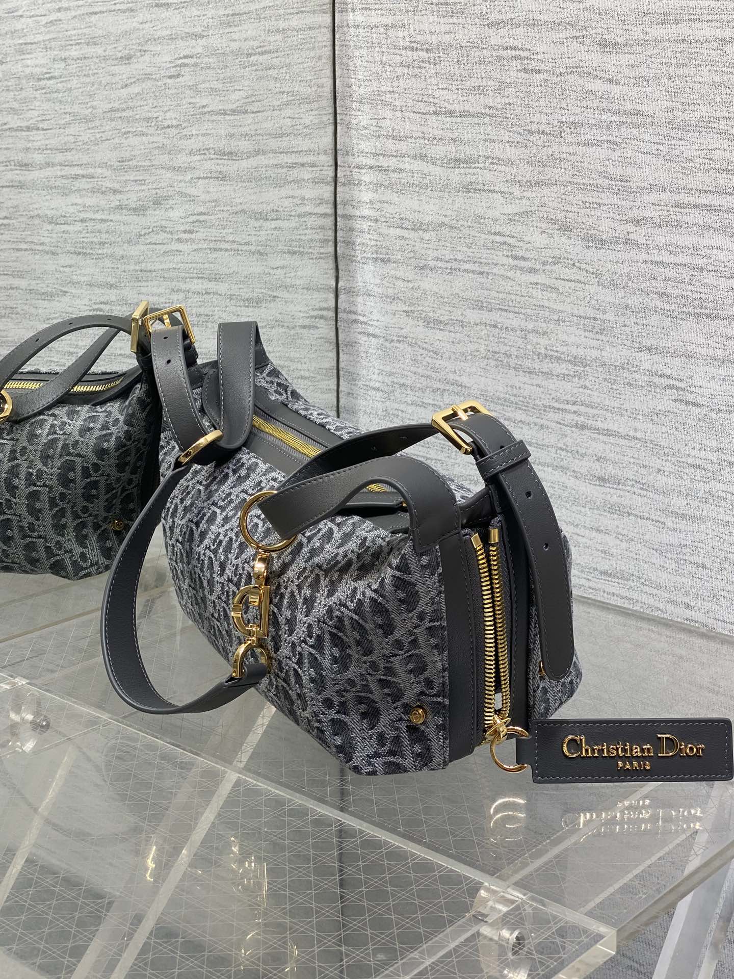 CD new single shoulder bag