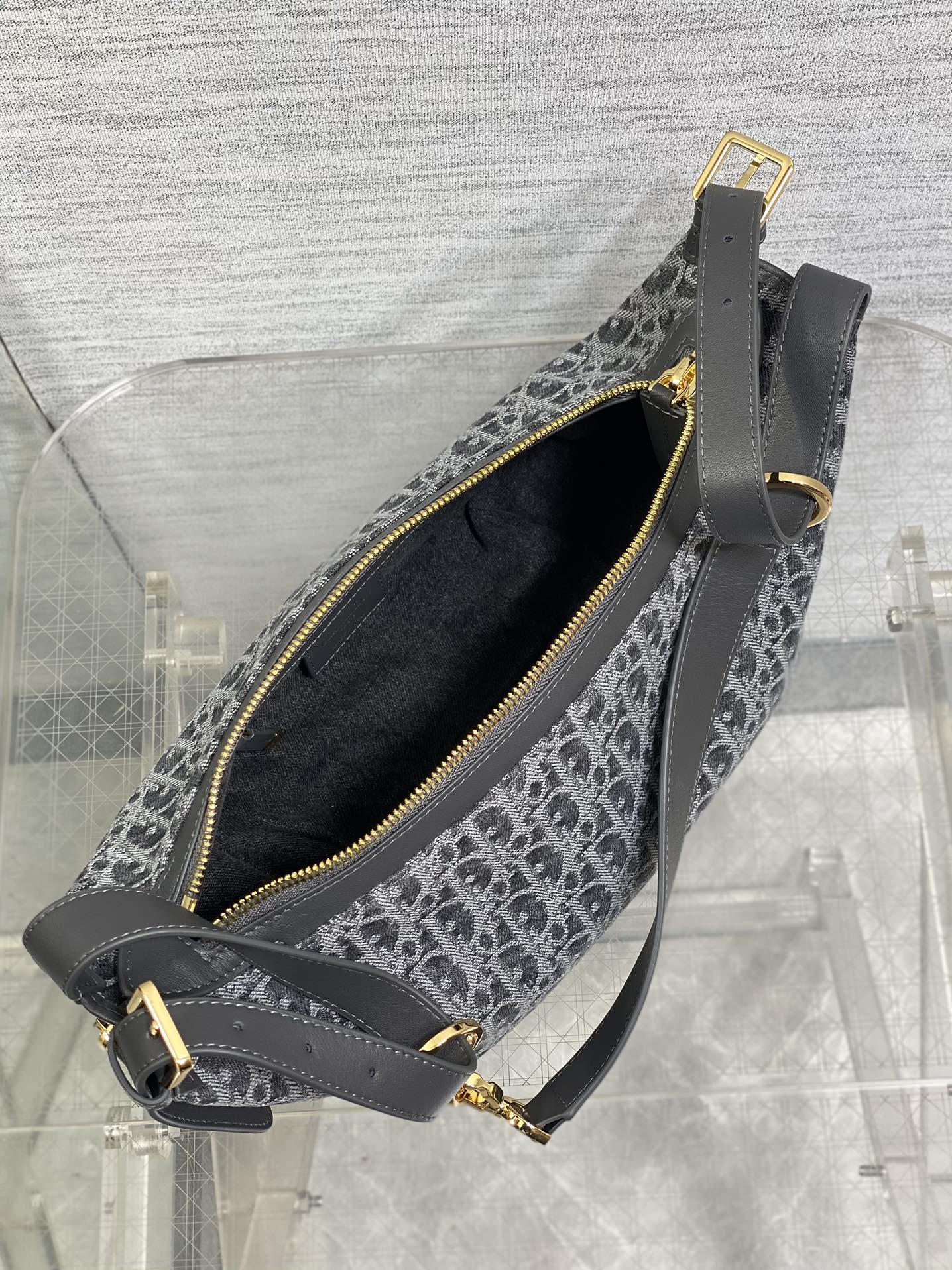 CD new single shoulder bag