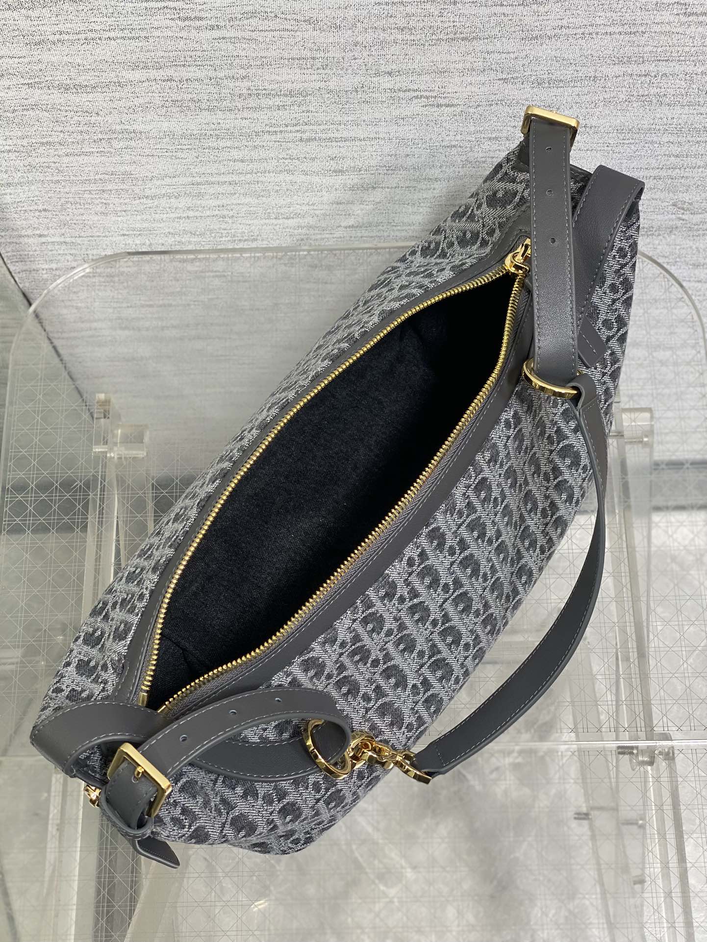 CD new single shoulder bag