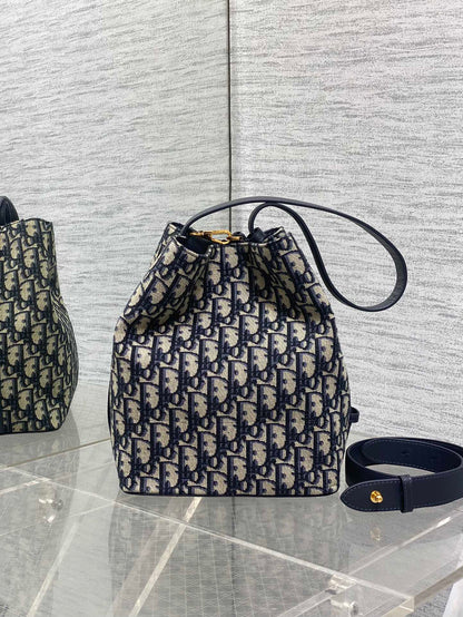 CD new single shoulder bag