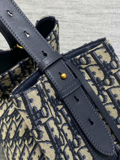 CD new single shoulder bag