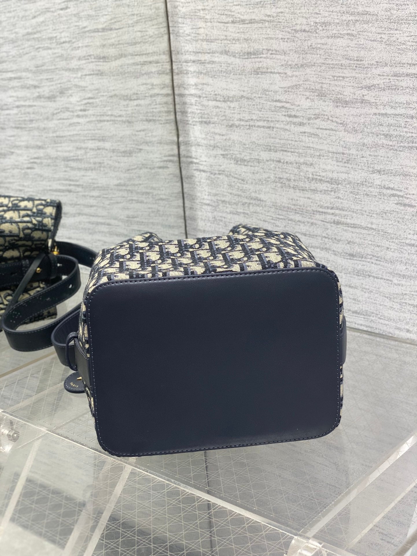 CD new single shoulder bag