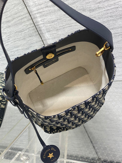 CD new single shoulder bag