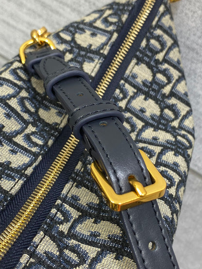 CD new single shoulder bag