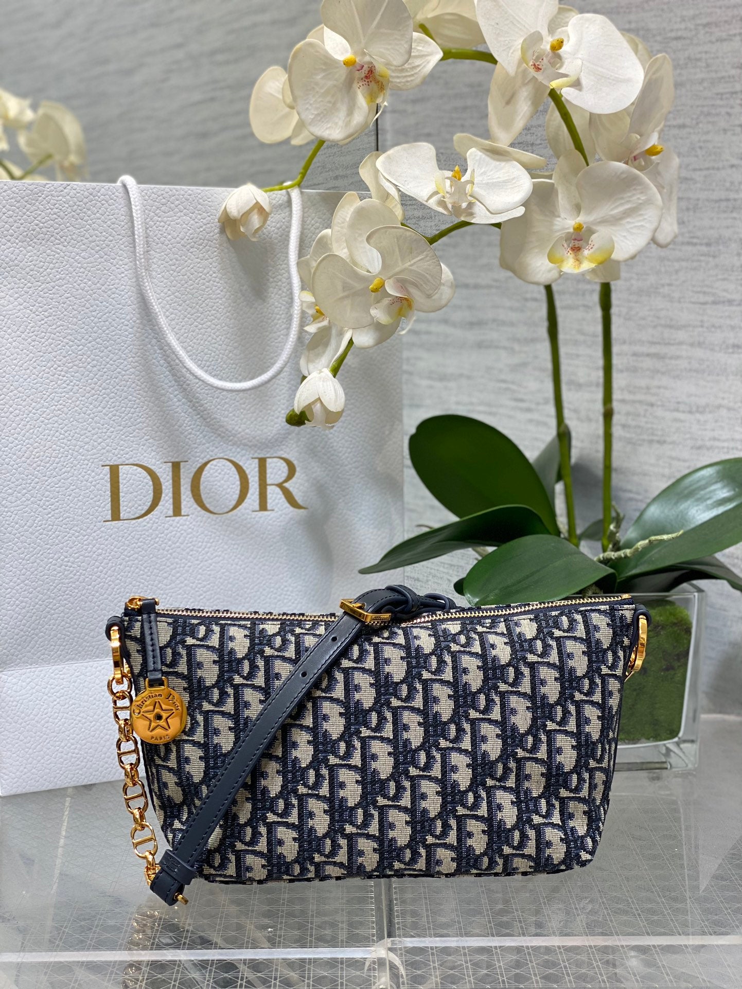 CD new single shoulder bag