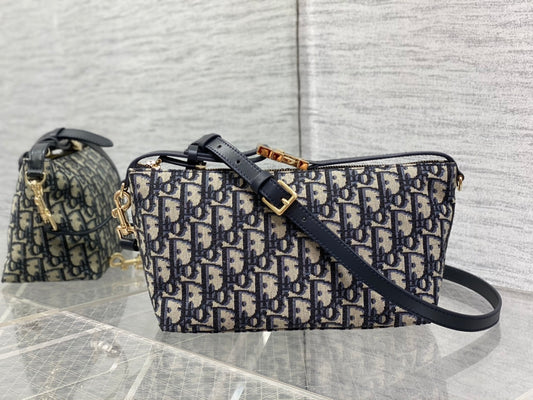 CD new single shoulder bag