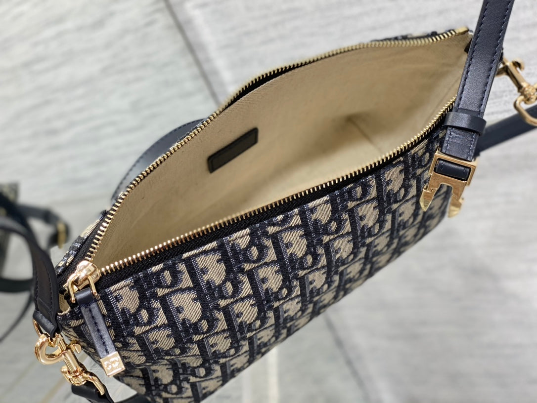 CD new single shoulder bag