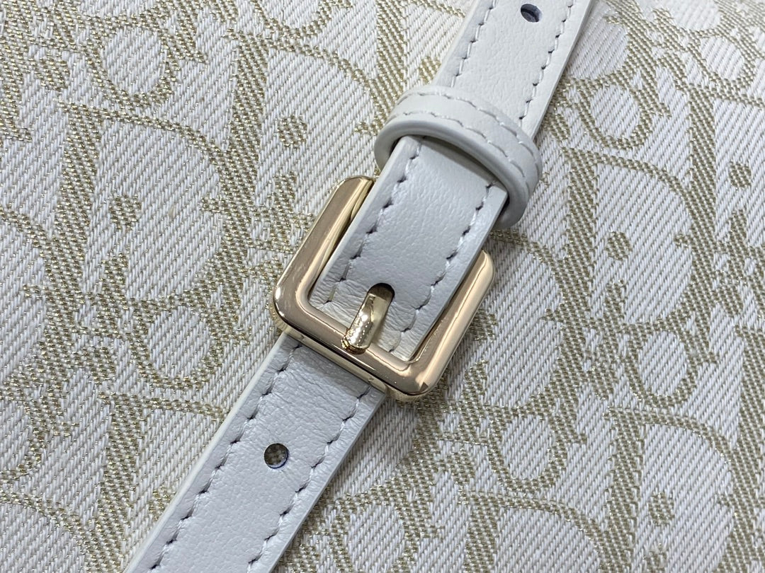 CD new single shoulder bag