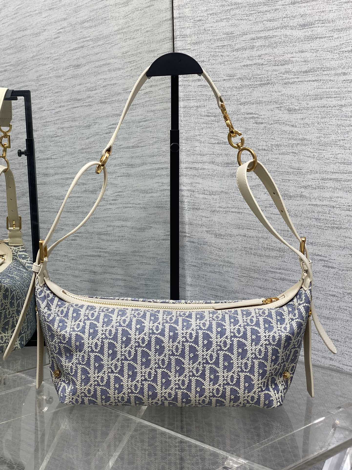 CD new single shoulder bag