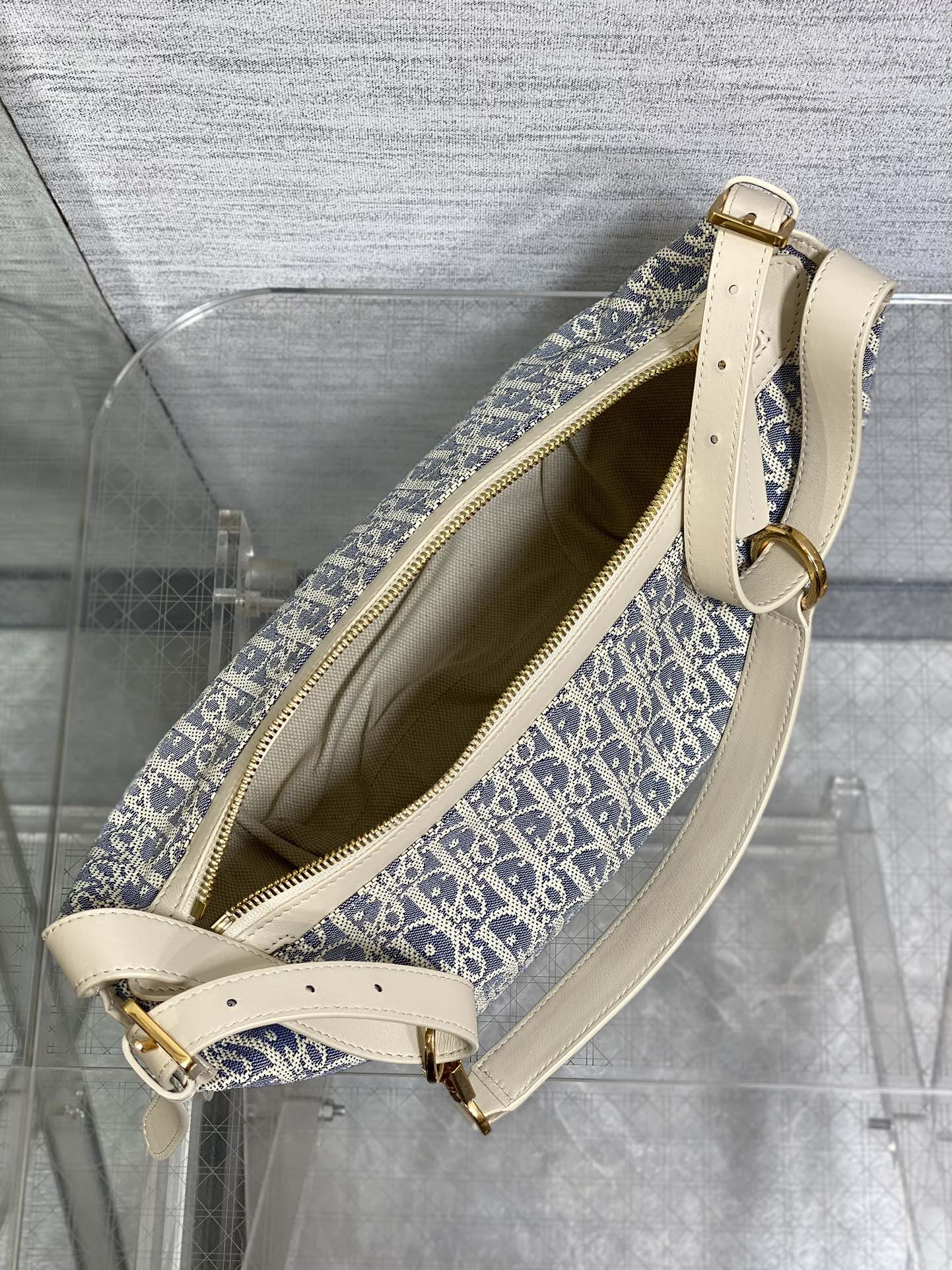 CD new single shoulder bag