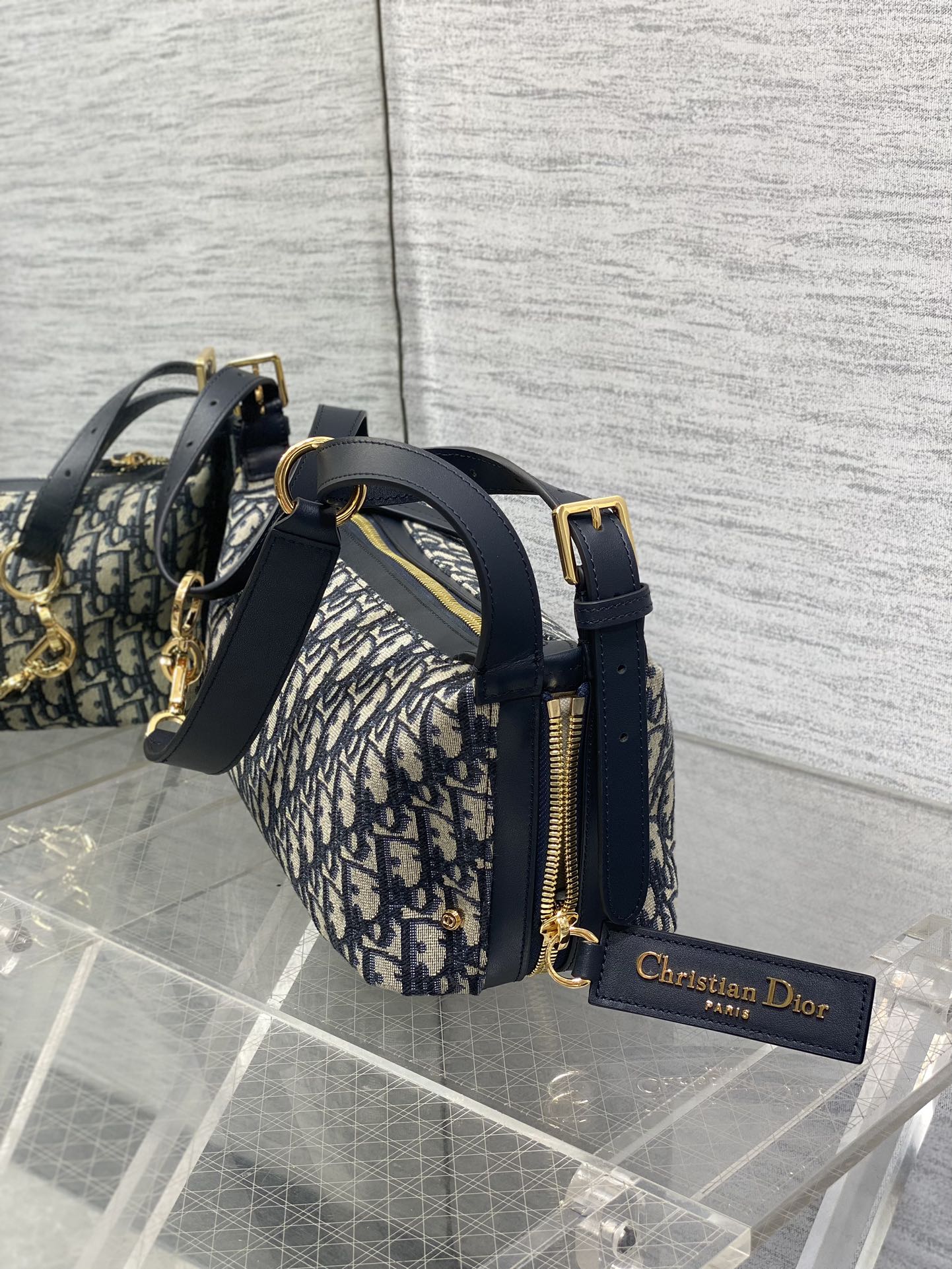 CD new single shoulder bag