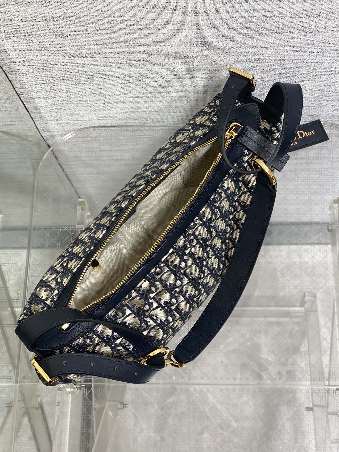 CD new single shoulder bag