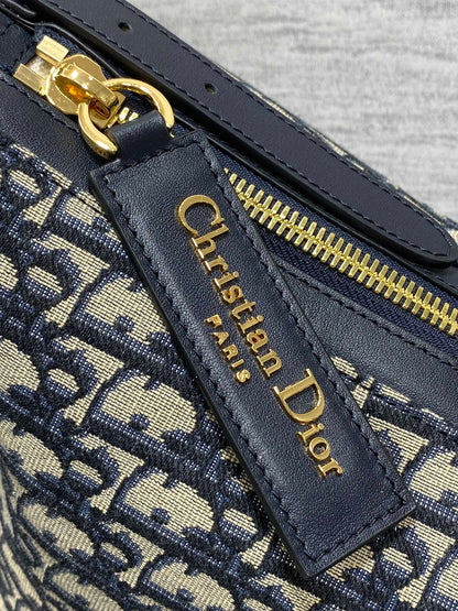 CD new single shoulder bag