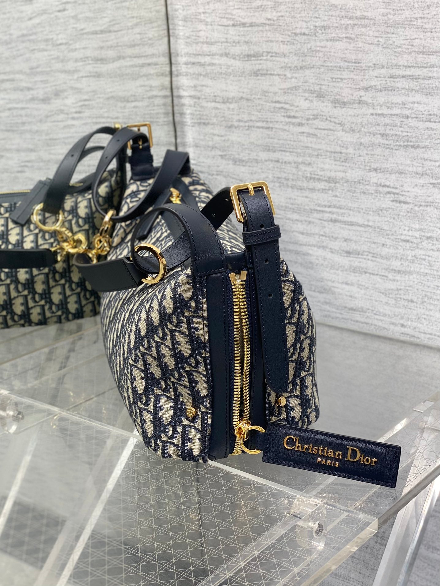 CD new single shoulder bag