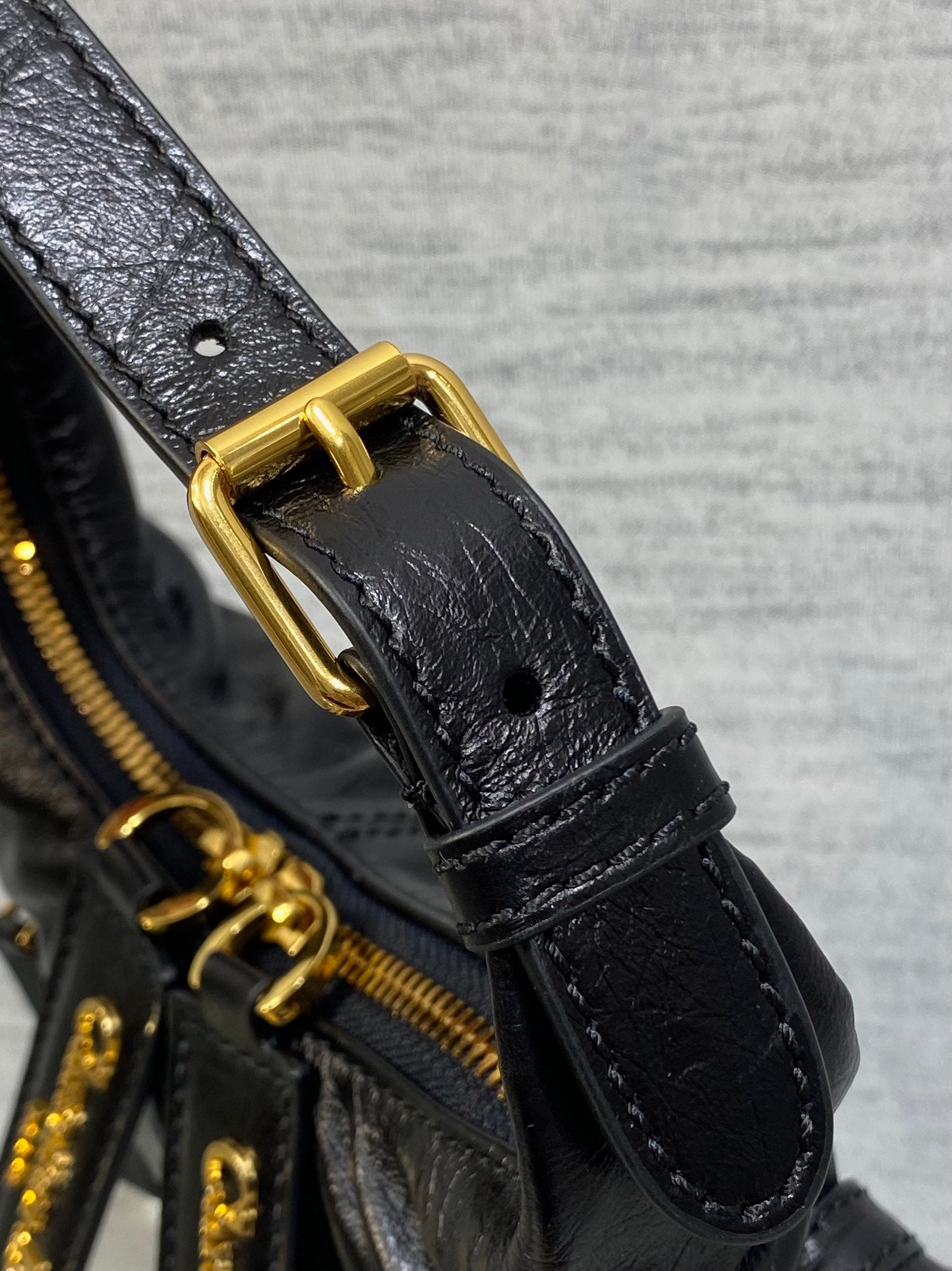 CD new single shoulder bag